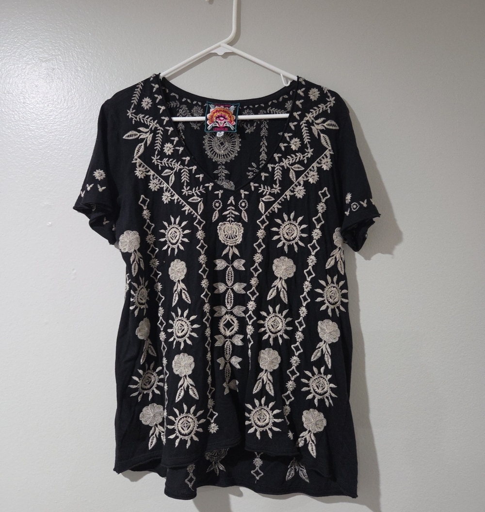 Johnny Was Black Short-Sleeve V-Neck Tunic with Cream Floral Embroidery